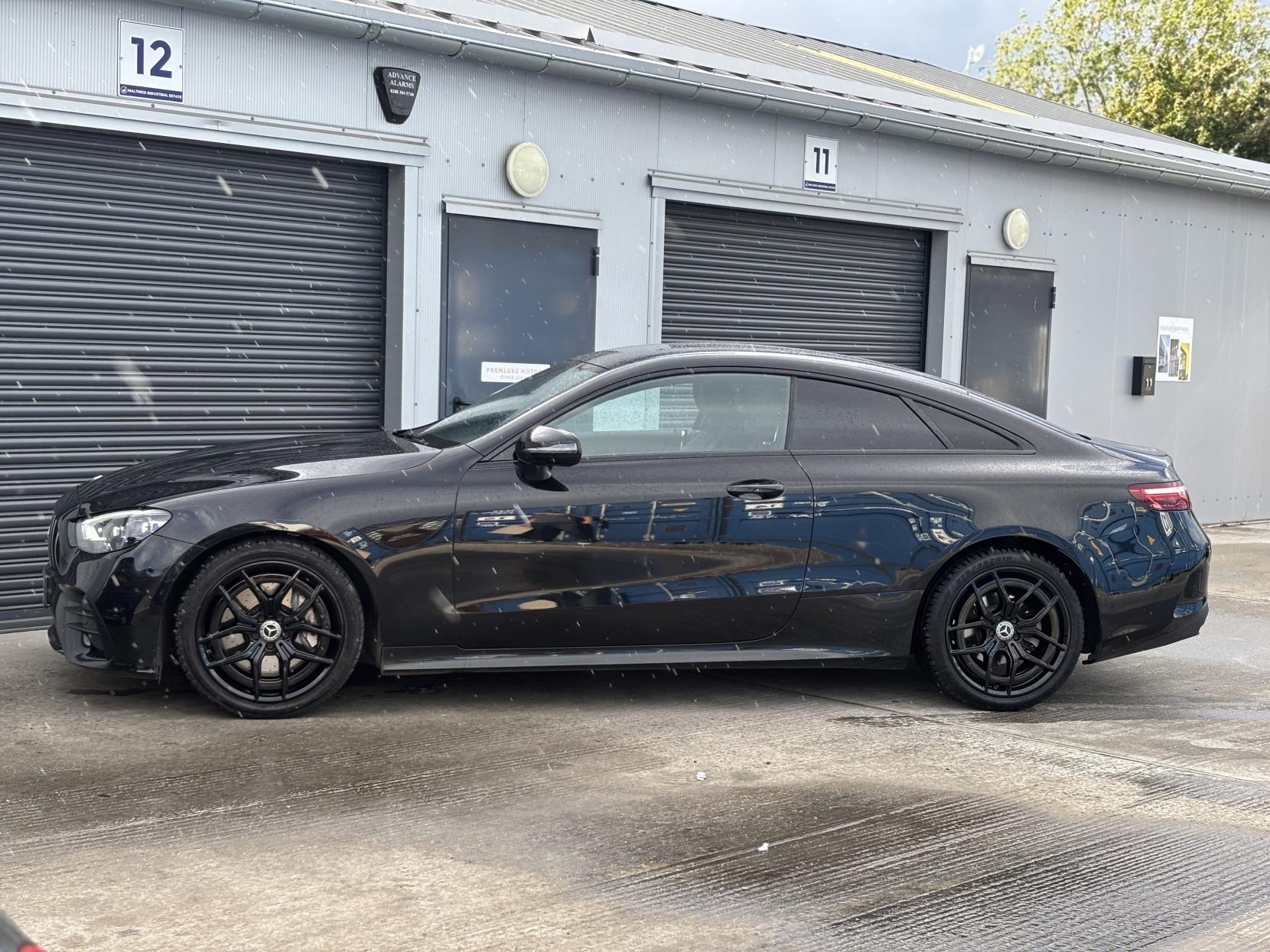 Mercedes-Benz E Class 2.0 E300 GPF AMG Line (Premium) Coupe 2dr Petrol G-Tronic+ Euro 6 (s/s) (245 ps)
