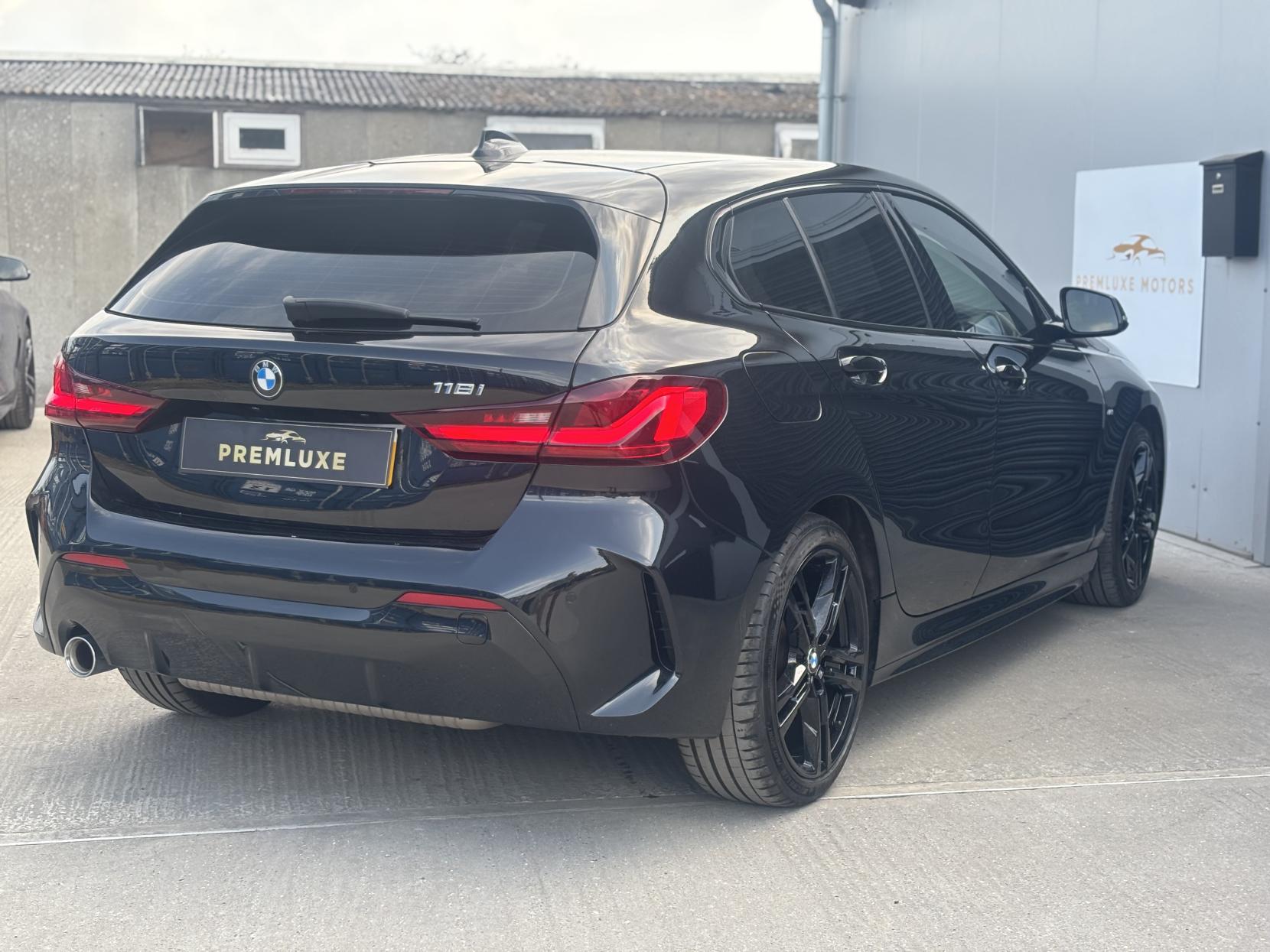 BMW 1 Series 1.5 118i M Sport Hatchback 5dr Petrol DCT Euro 6 (s/s) (136 ps)
