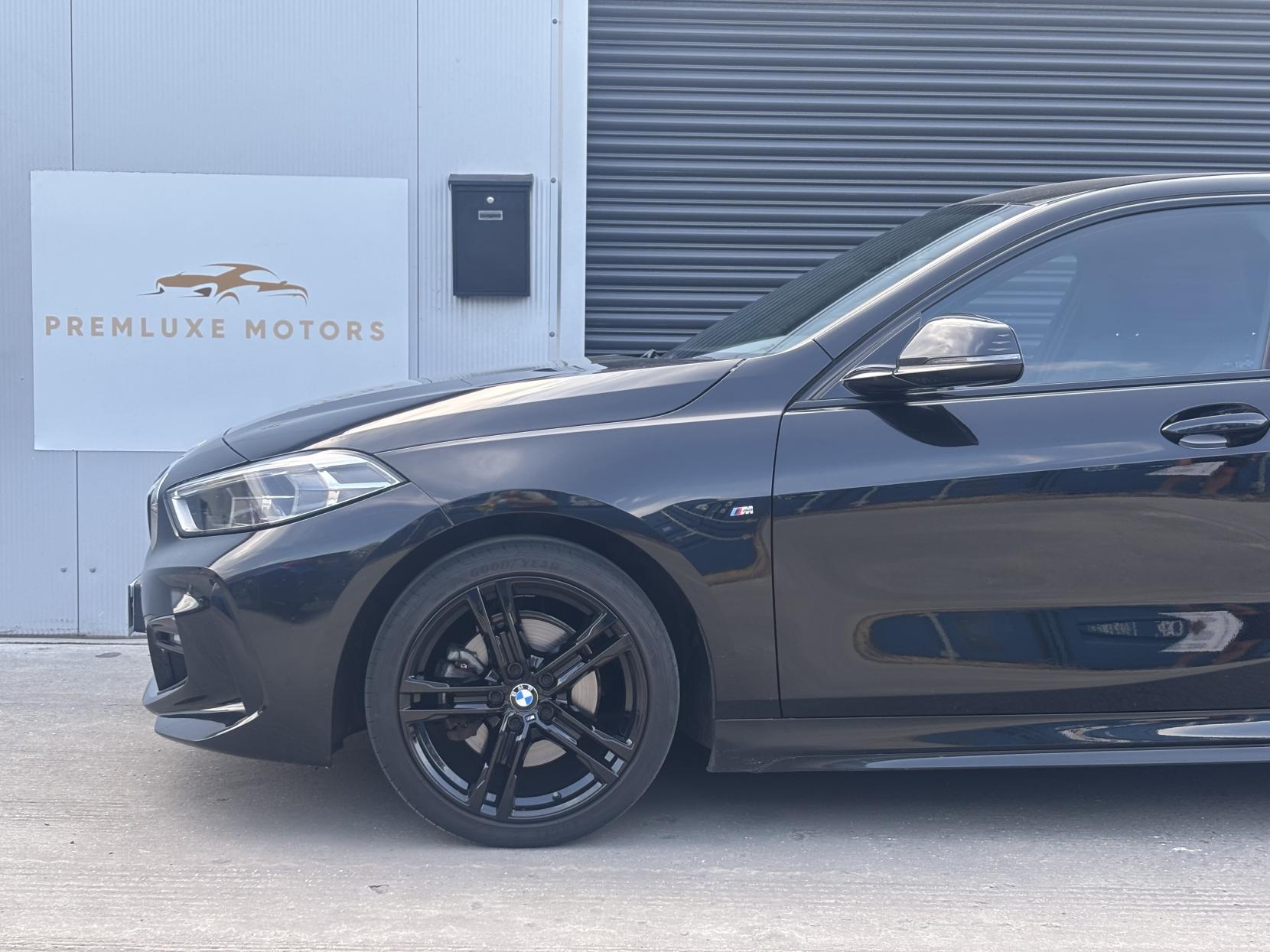 BMW 1 Series 1.5 118i M Sport Hatchback 5dr Petrol DCT Euro 6 (s/s) (136 ps)