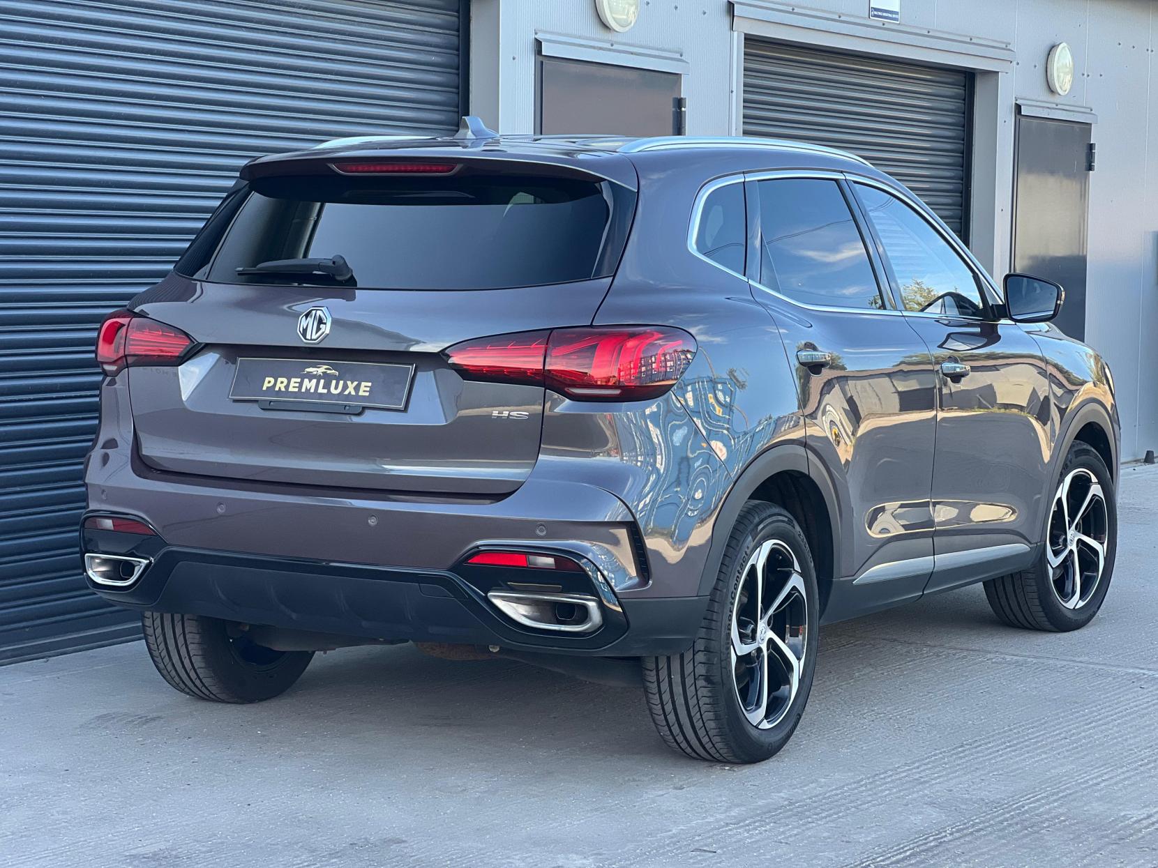 MG MG HS 1.5 T-GDI Trophy SUV 5dr Petrol DCT Euro 6 (s/s) (162 ps)