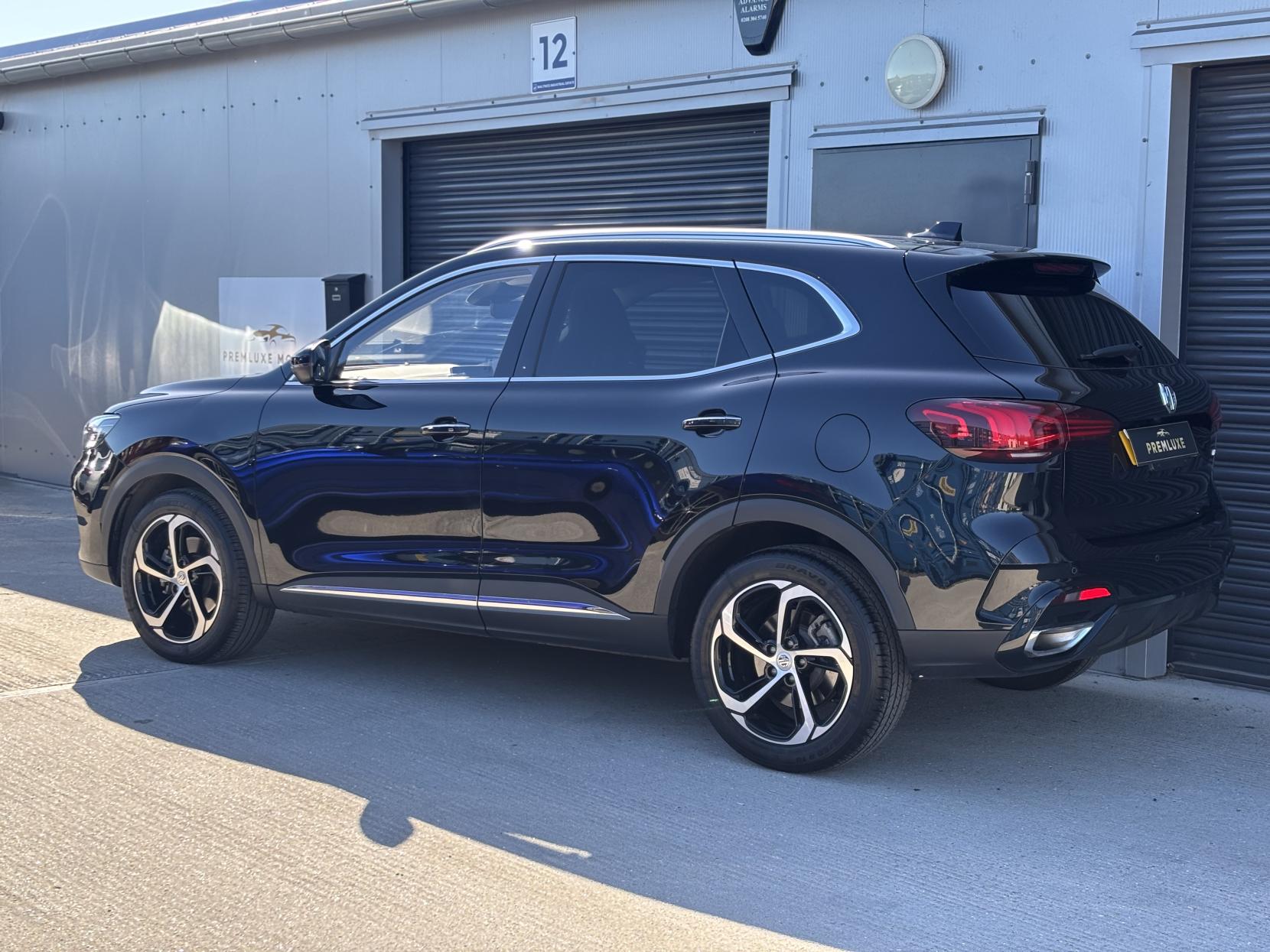 MG MG HS 1.5 T-GDI Trophy SUV 5dr Petrol DCT Euro 6 (s/s) (162 ps)