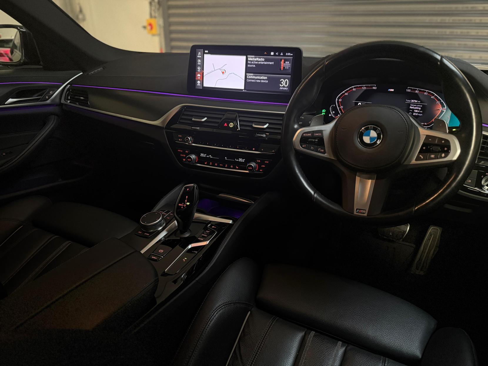 BMW 5 Series 2.0 520i MHT M Sport Saloon 4dr Petrol Hybrid Steptronic Euro 6 (s/s) (184 ps)