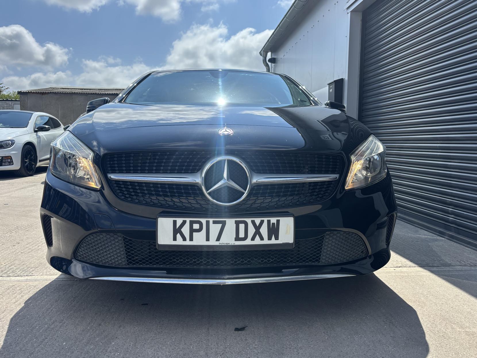 Mercedes-Benz A Class 1.5 A180d Sport Hatchback 5dr Diesel Manual Euro 6 (s/s) (109 ps)