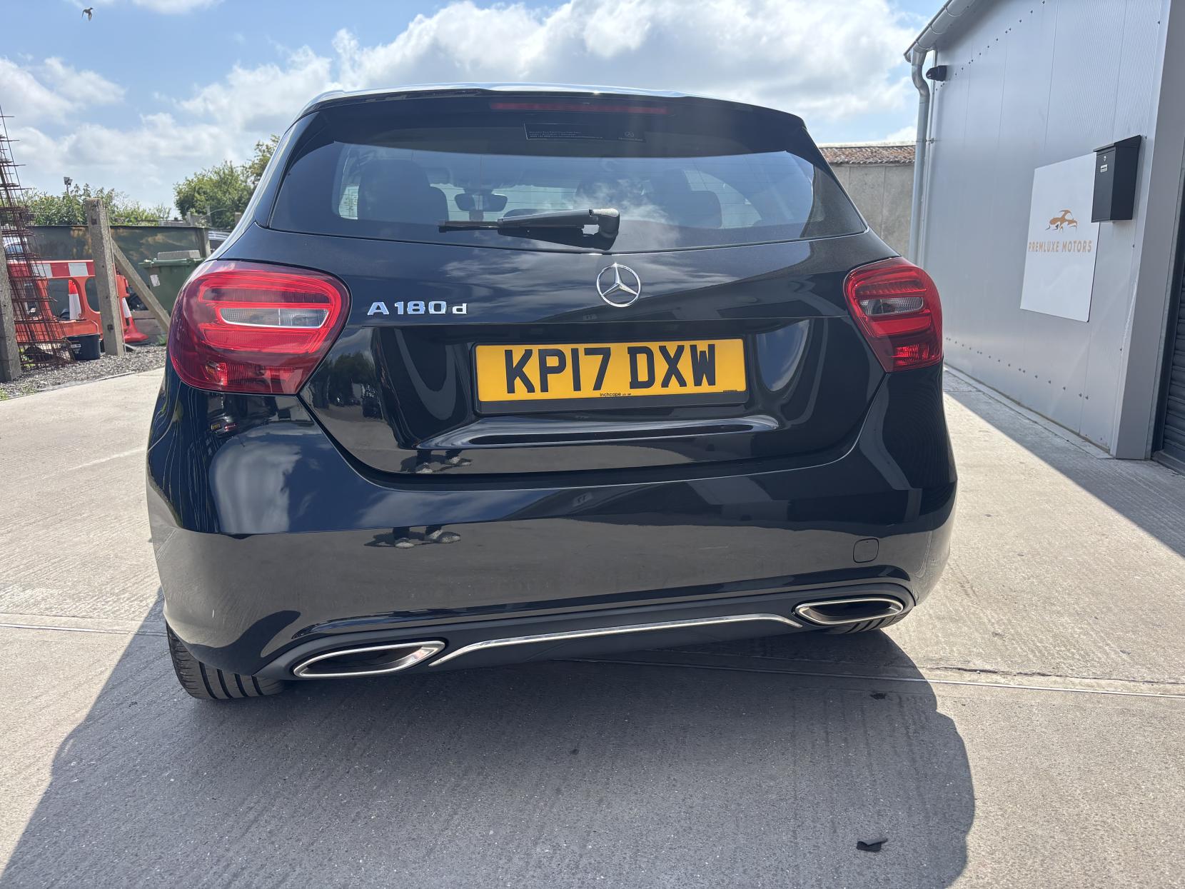 Mercedes-Benz A Class 1.5 A180d Sport Hatchback 5dr Diesel Manual Euro 6 (s/s) (109 ps)
