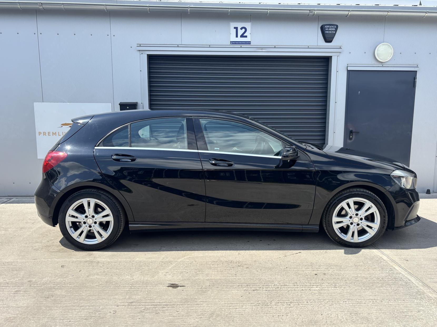 Mercedes-Benz A Class 1.5 A180d Sport Hatchback 5dr Diesel Manual Euro 6 (s/s) (109 ps)