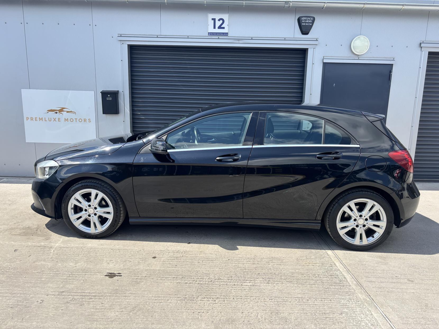 Mercedes-Benz A Class 1.5 A180d Sport Hatchback 5dr Diesel Manual Euro 6 (s/s) (109 ps)