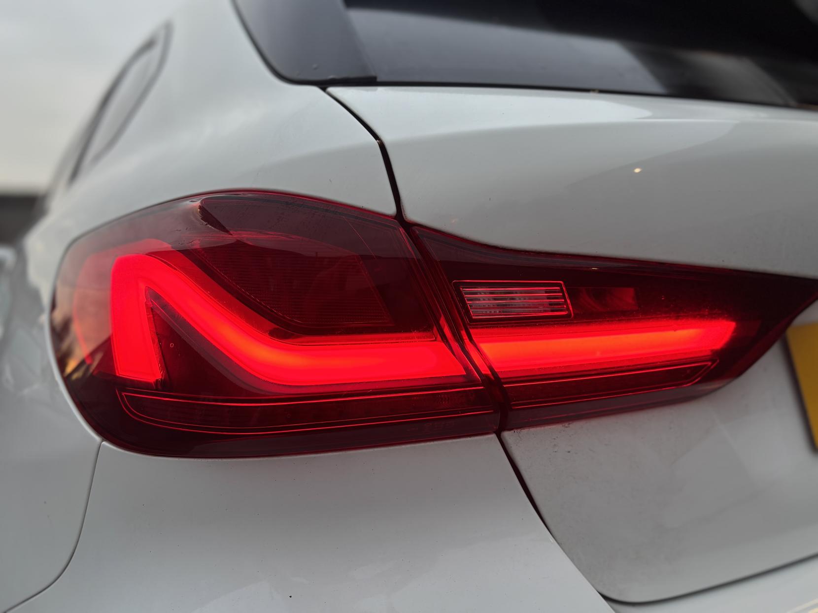 BMW 1 Series 1.5 118i M Sport (LCP) Hatchback 5dr Petrol DCT Euro 6 (s/s) (136 ps)