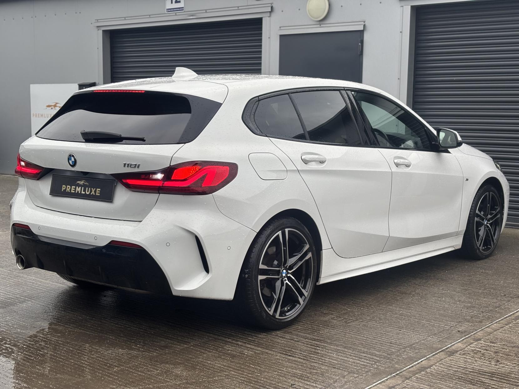 BMW 1 Series 1.5 118i M Sport (LCP) Hatchback 5dr Petrol DCT Euro 6 (s/s) (136 ps)