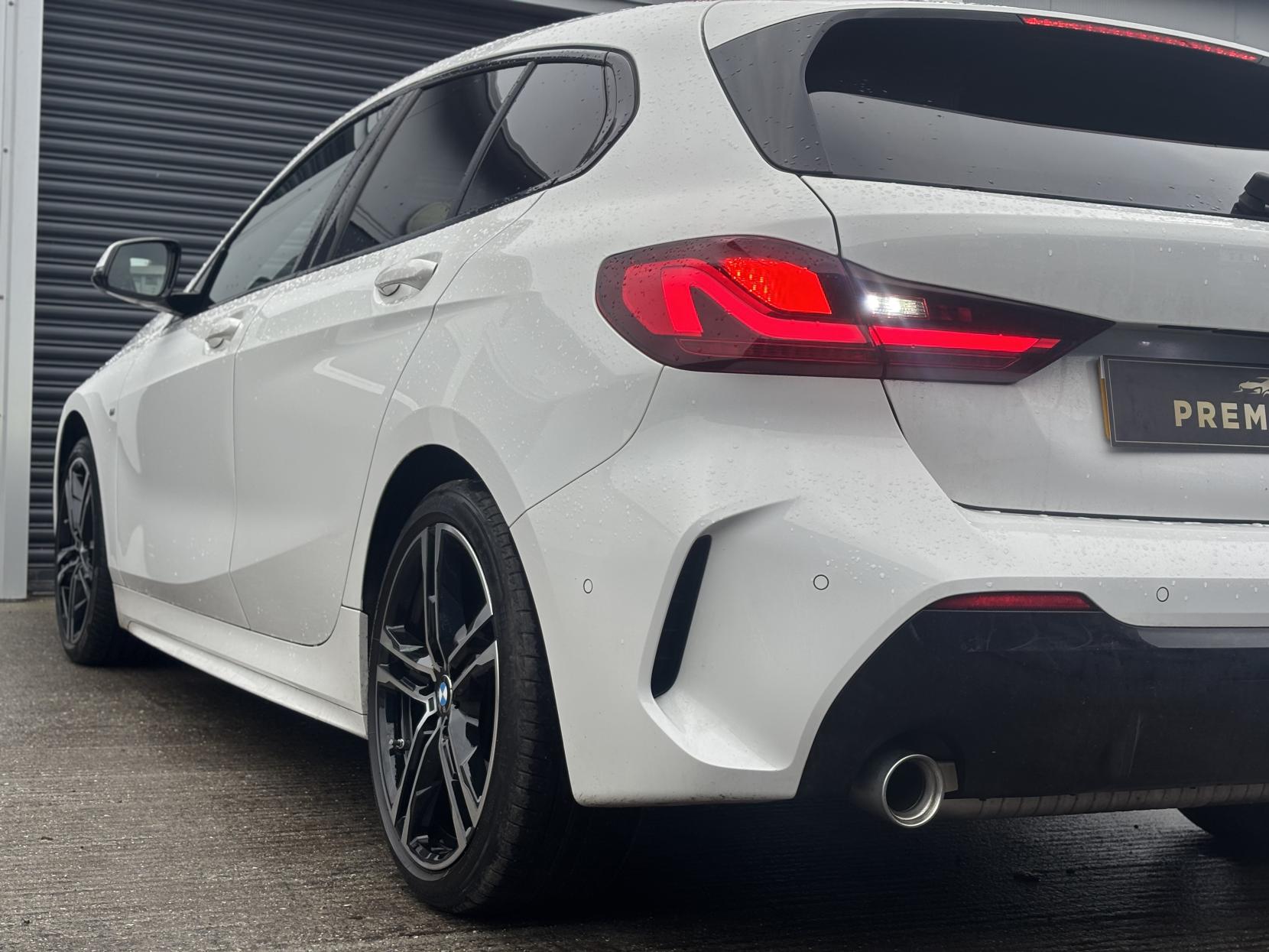 BMW 1 Series 1.5 118i M Sport (LCP) Hatchback 5dr Petrol DCT Euro 6 (s/s) (136 ps)