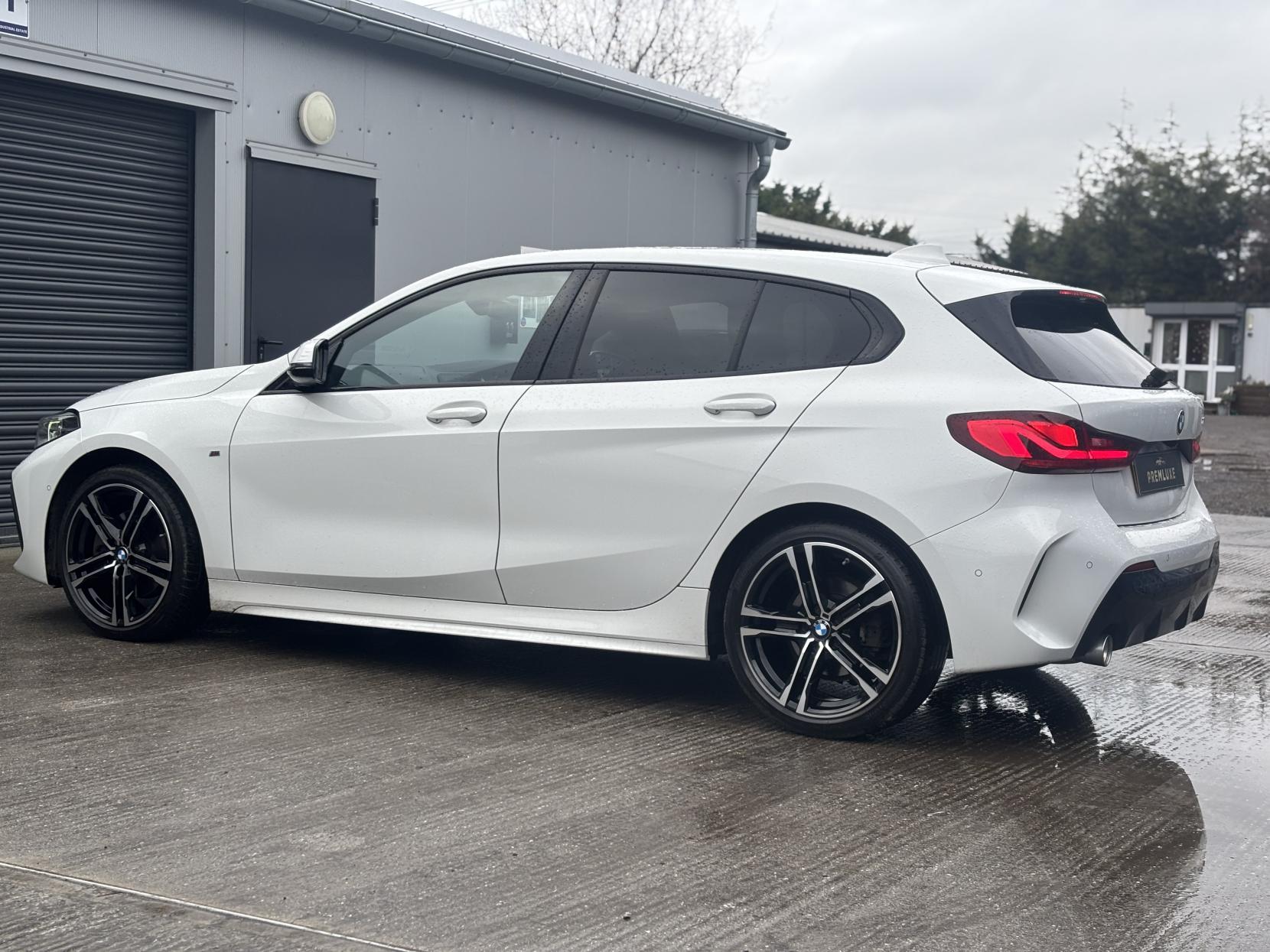 BMW 1 Series 1.5 118i M Sport (LCP) Hatchback 5dr Petrol DCT Euro 6 (s/s) (136 ps)