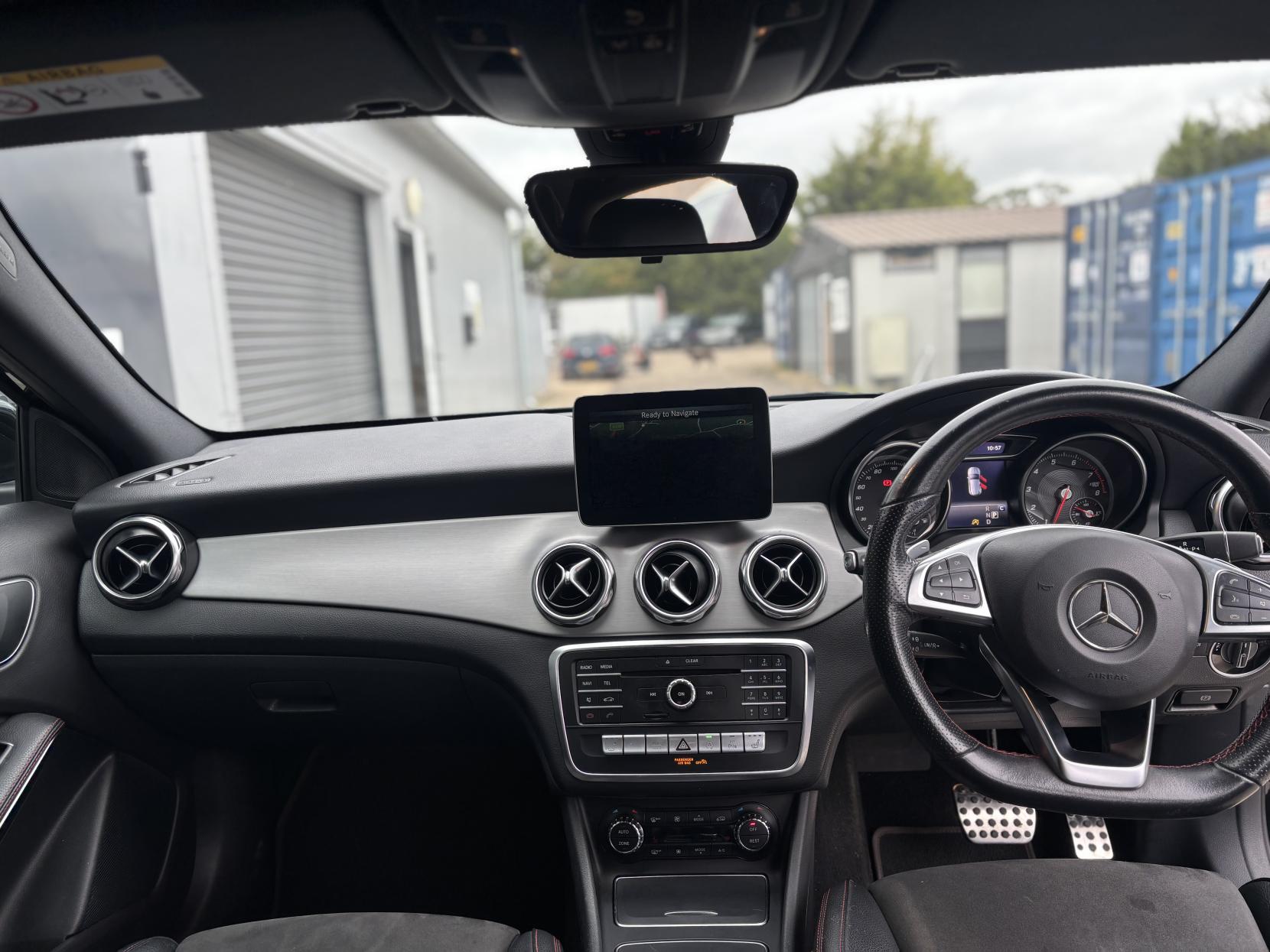 Mercedes-Benz GLA 1.6 GLA180 AMG Line Edition SUV 5dr Petrol 7G-DCT Euro 6 (s/s) (122 ps)