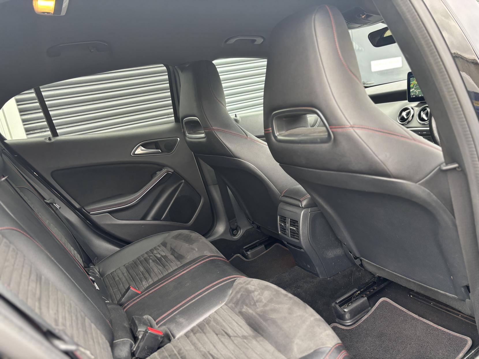 Mercedes-Benz GLA 1.6 GLA180 AMG Line Edition SUV 5dr Petrol 7G-DCT Euro 6 (s/s) (122 ps)