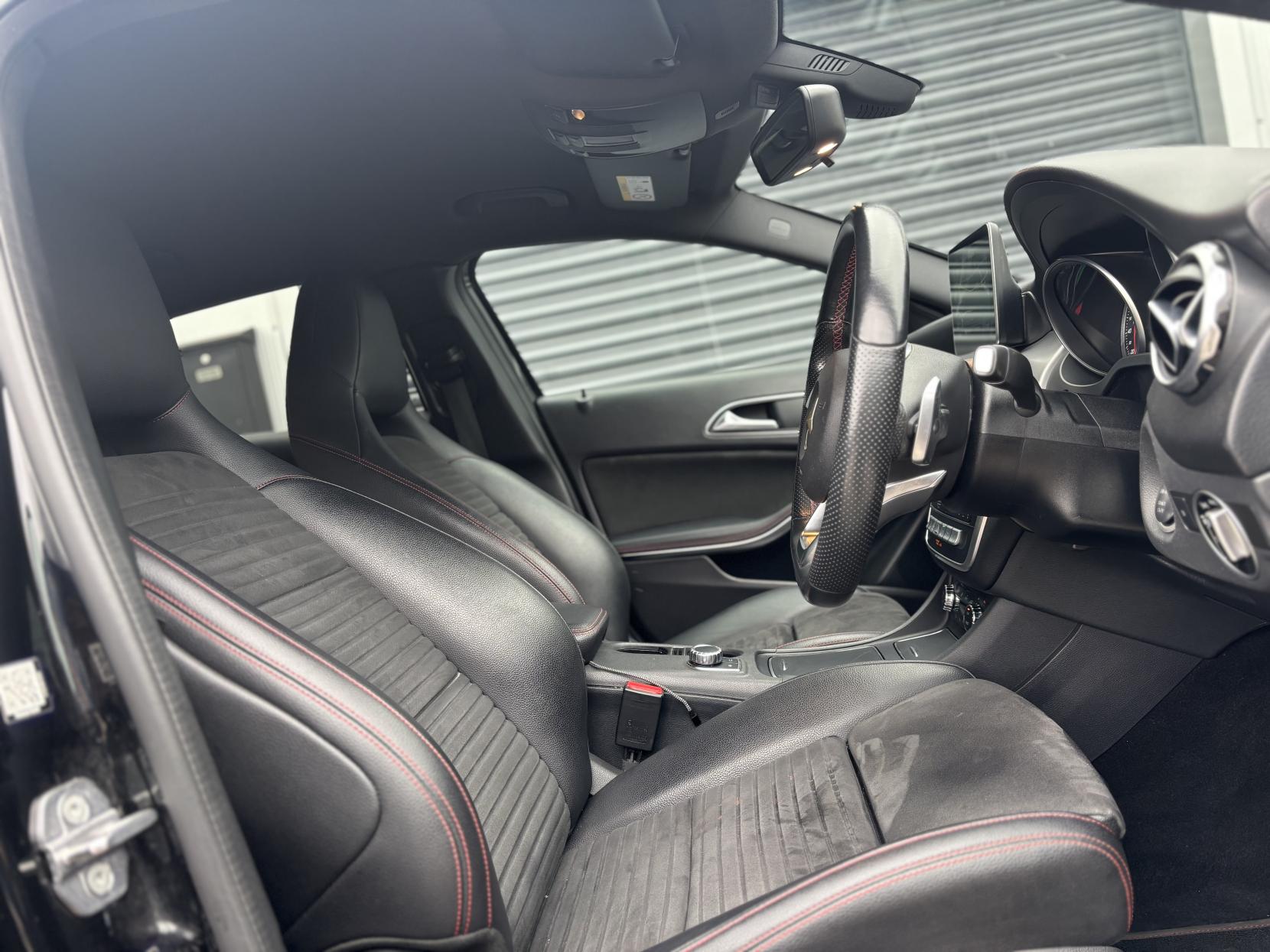 Mercedes-Benz GLA 1.6 GLA180 AMG Line Edition SUV 5dr Petrol 7G-DCT Euro 6 (s/s) (122 ps)