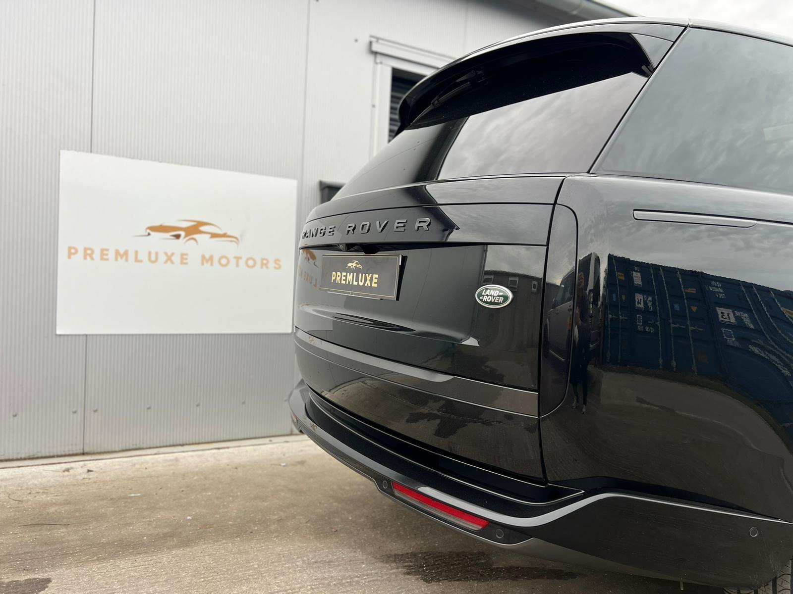 Land Rover Range Rover 3.0 P400 MHEV SE SUV 5dr Petrol Auto 4WD Euro 6 (s/s) (400 ps)