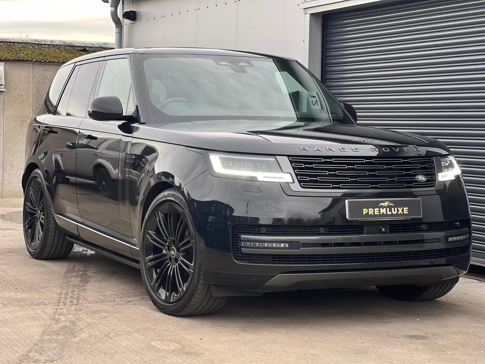 Land Rover Range Rover 3.0 P400 MHEV SE SUV 5dr Petrol Auto 4WD Euro 6 (s/s) (400 ps)