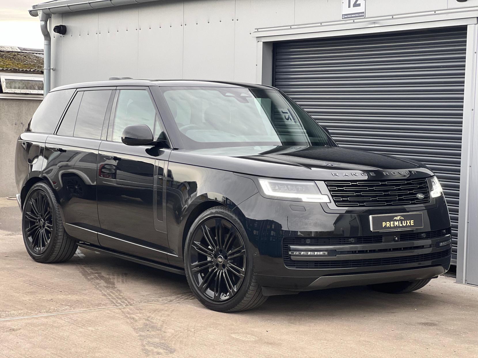 Land Rover Range Rover 3.0 P400 MHEV SE SUV 5dr Petrol Auto 4WD Euro 6 (s/s) (400 ps)