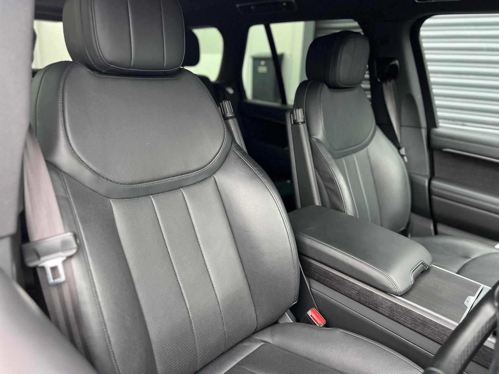 Land Rover Range Rover 3.0 P400 MHEV SE SUV 5dr Petrol Auto 4WD Euro 6 (s/s) (400 ps)