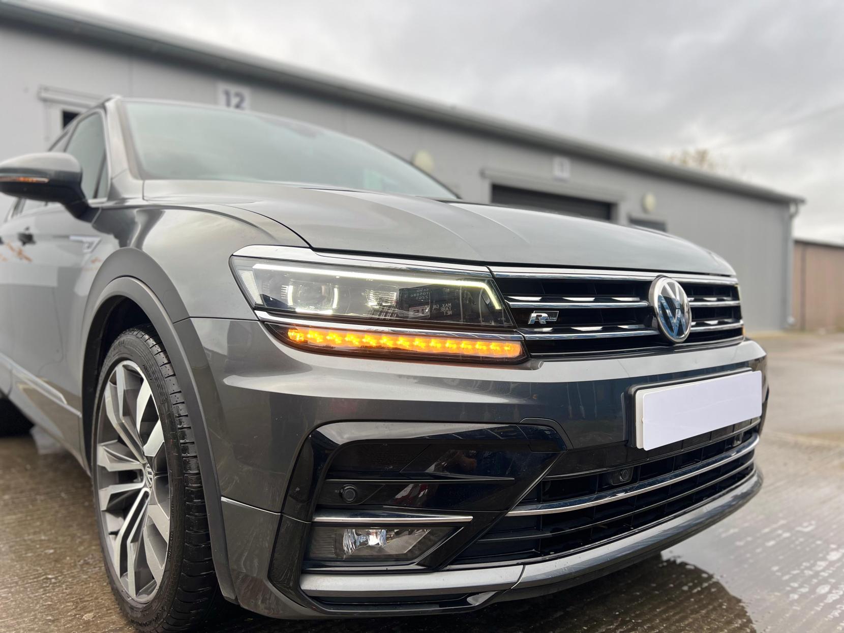 Volkswagen Tiguan 2.0 TDI R-Line SUV 5dr Diesel DSG 4Motion Euro 6 (s/s) (150 ps)