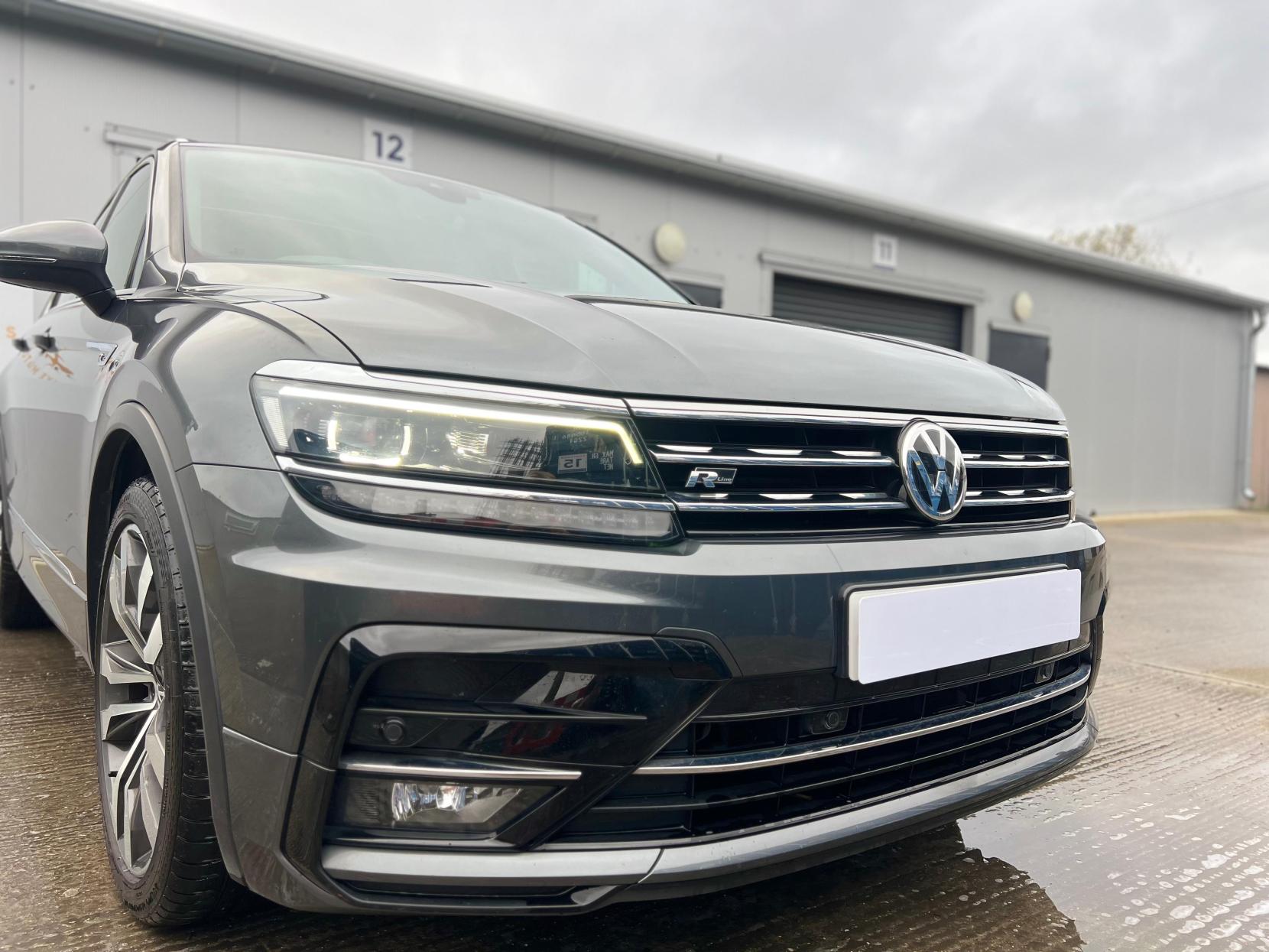 Volkswagen Tiguan 2.0 TDI R-Line SUV 5dr Diesel DSG 4Motion Euro 6 (s/s) (150 ps)
